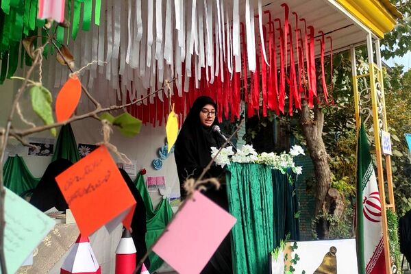 زنگ دانایی در دبیرستان شاهد صدیقه طاهره(س) اسلامشهر به‌صدا درآمد