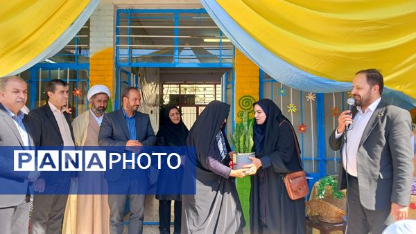 جشن عاطفه‌ها در دبستان قرآنی هیأت امنایی ضیائیه