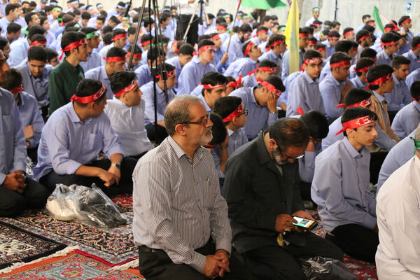یادواره شهدای دبیرستان ماندگار امام صادق(ع) قم