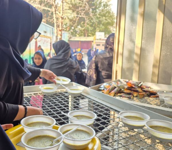 وقتی دبیرستان شهید همت بوی غربت حضرت مادر گرفت