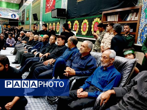 برگزاری یادواره شهدا در روستای بزنجرد 