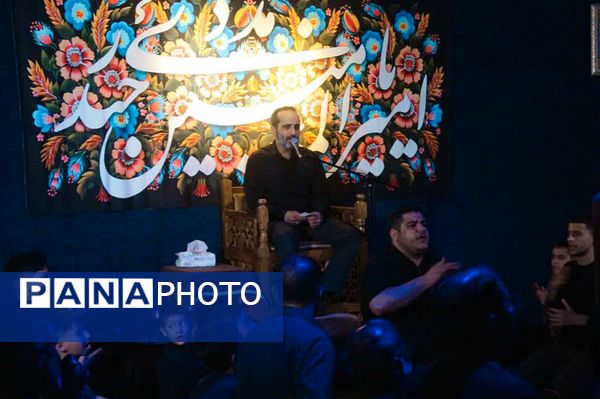 مراسم احیای شب قدر  در مسجد حضرت علی اکبر(ع)