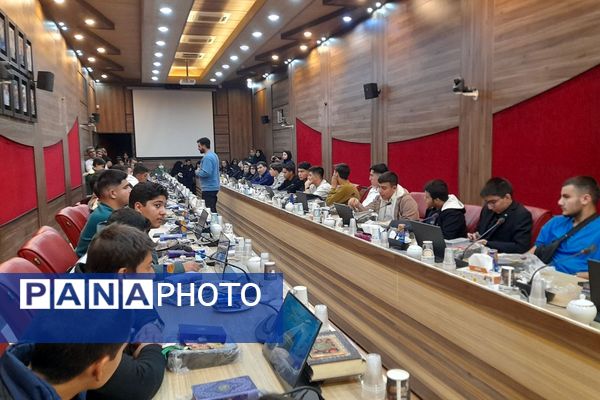 برگزاری مراسم بدرقه کاروان دانش آموزی حج عمره