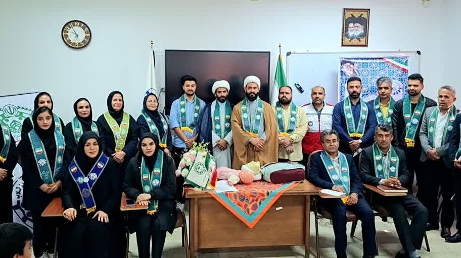کارگاه امداد و احیای قلبی مربیان جوان در جم