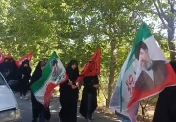 پیاده روی اربعین به یاد شهدا در روستای کرمجگان