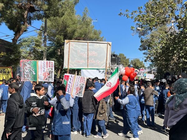 راهپیمایی سیزدهم آبان ماه در شهرستان خلیل آباد 