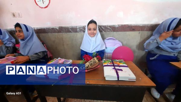 مراسم جشن شکوفه‌ها در شهرستان دهلران 