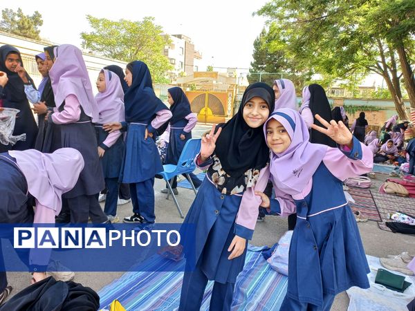 برگزاری اردوی حیاطی و جشن آخر سال در دبستان دخترانه شاهد تحقیقی ناحیه ۶
