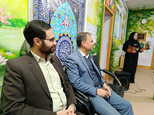 جشن یلدا در دبیرستان نمونه اندیشه 