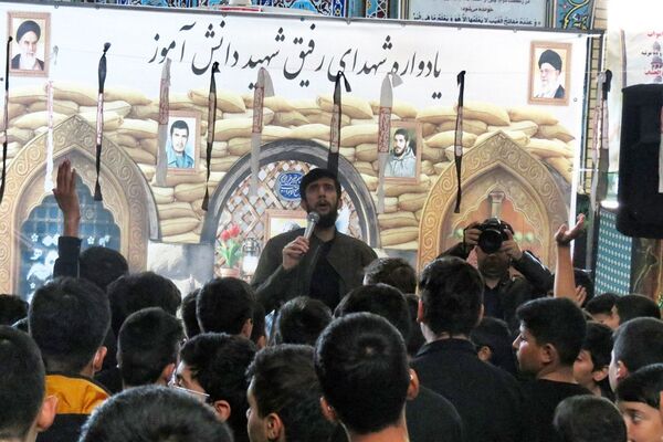 اتحاد نسل نو در پاسداشت فرهنگ مقاومت در ورامین