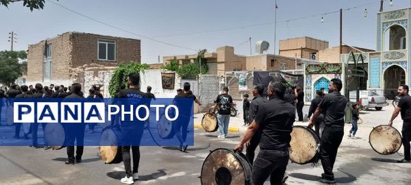 مراسم عاشورای حسینی در روستای بزنجرد