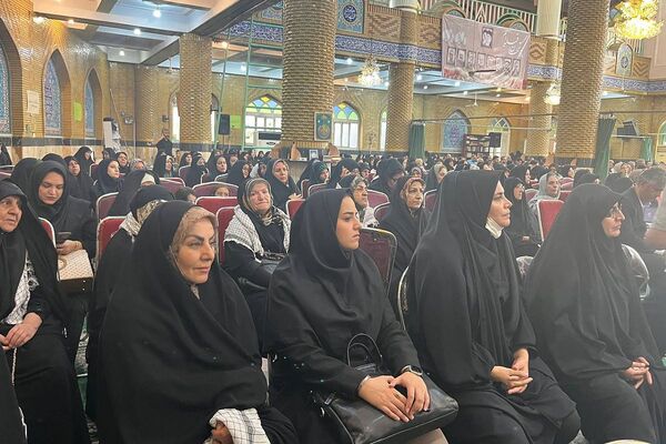 برگزاری یادواره سه هزار ستاره، ۳۰۰۰ چراغ راه به مناسبت هفته دفاع مقدس در شهرستان قرچک