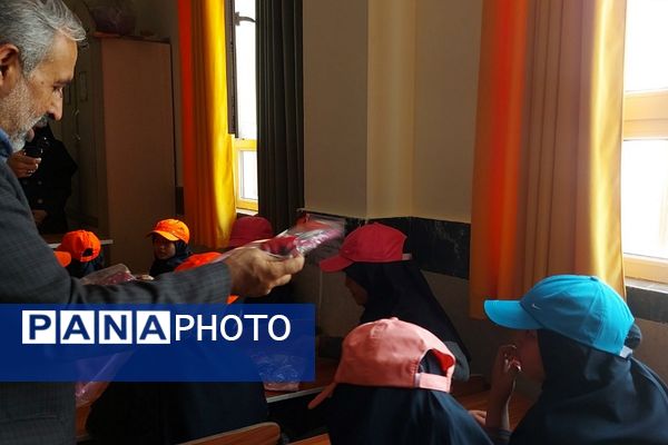 آیین بهره برداری از مدرسه شهدای پالایشگاه تهران در کهریزک 