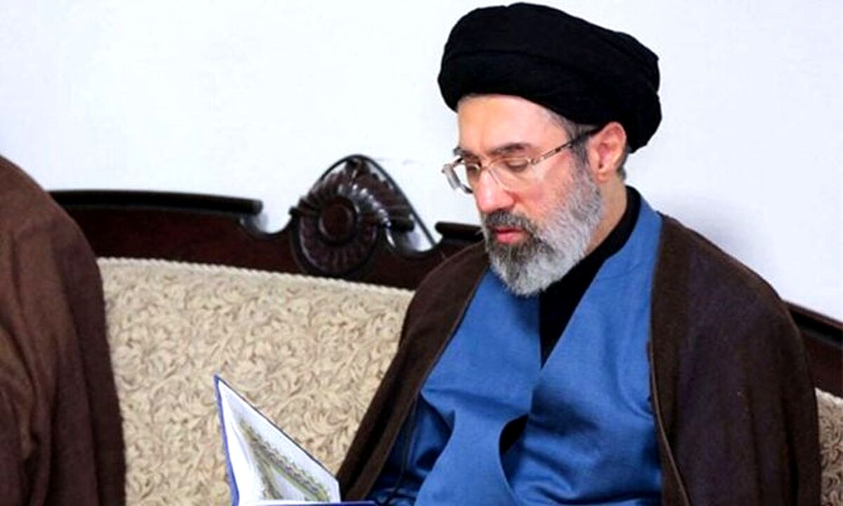 پیام تسلیت رهبر انقلاب اسلامی در پی درگذشت پدر دبیر شورای عالی امنیت ملی
