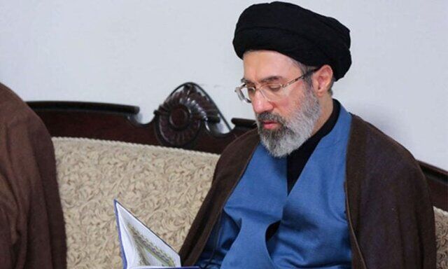 پیام تسلیت رهبر انقلاب اسلامی در پی درگذشت پدر دبیر شورای عالی امنیت ملی
