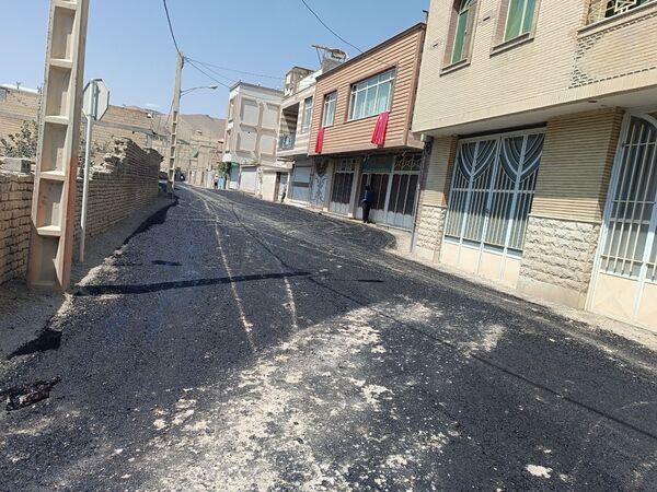 اجرای پروژه آسفالت ریزی در روستای مارکده