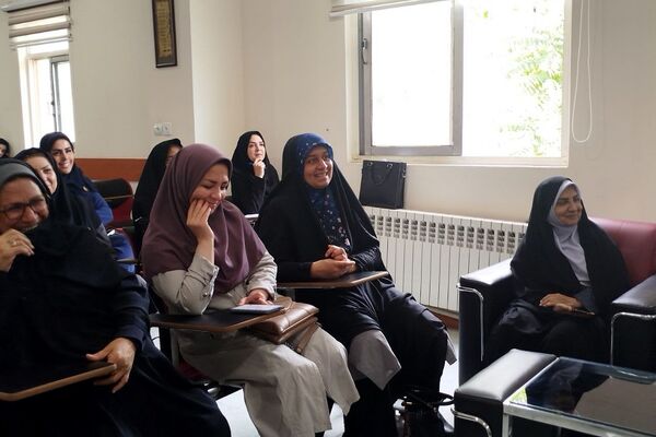 نشست بصیرتی با رویکرد انتخابات در آموزش و پرورش رودهن 