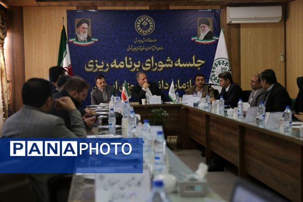 جلسه شورای برنامه‌ریزی سازمان دانش‌آموزی آذربایجان شرقی