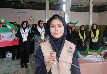 جشن روز دانش آموز دختران دبیرستان حضرت فاطمه و حضرت رقیه در مهدیه شهر بار نیشابور 