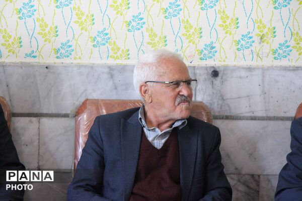 آیین بزرگداشت «خاطره‌سازان» در آموزشگاه شهید جوادی