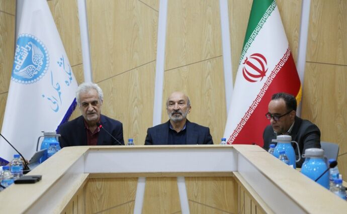 دلیل عدم تأثیرگذاری دانشگاه‌ها در حکمرانی کشور، احساس بی‌نیازی دولتمردان است
