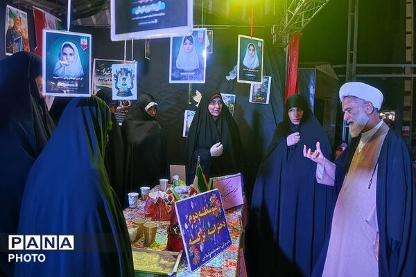خدمت رسانی دانش‌آموزان و فرهنگیان دبیرستان تزکیه شهرری در موکب بسیج دانش آموزی 