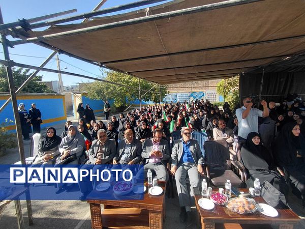 مراسم بازگشایی مدارس و جشن عاطفه‌ها در مدرسه نمونه دولتی خدیجه الکبری(س) قروه