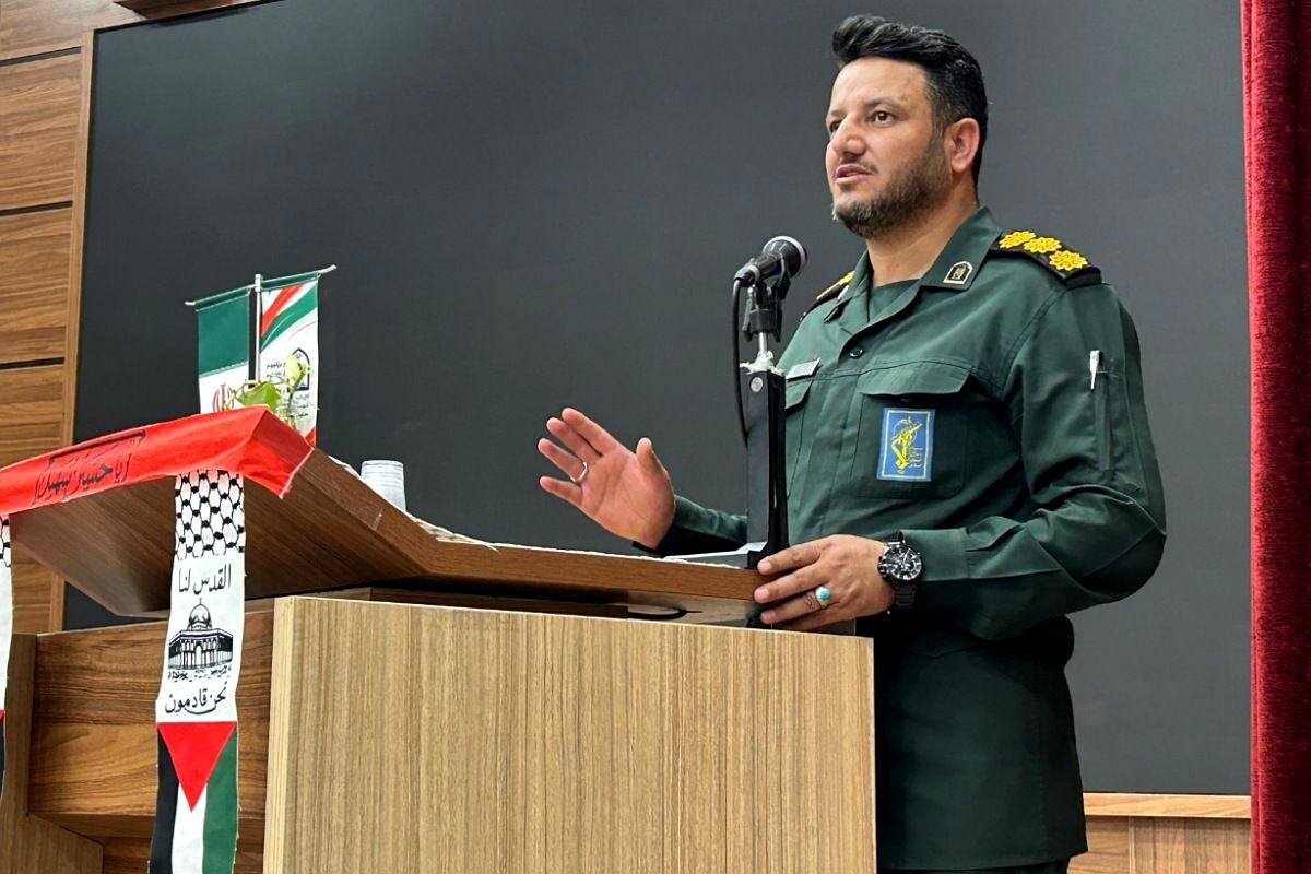  یاوران ولایت، یاران انقلاب