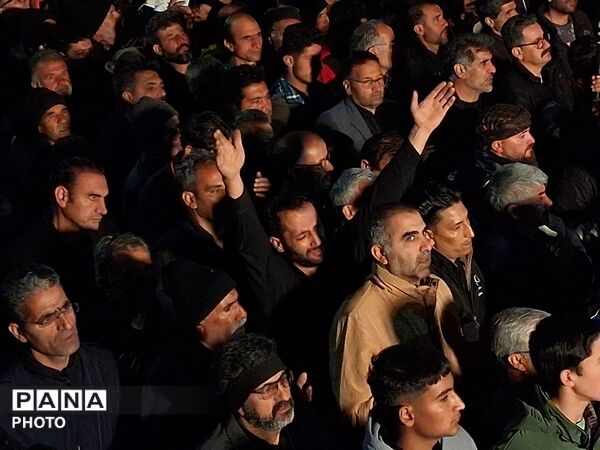 مراسم وداع با پیکر مطهر سردار شهید غلامرضا محمد زاده