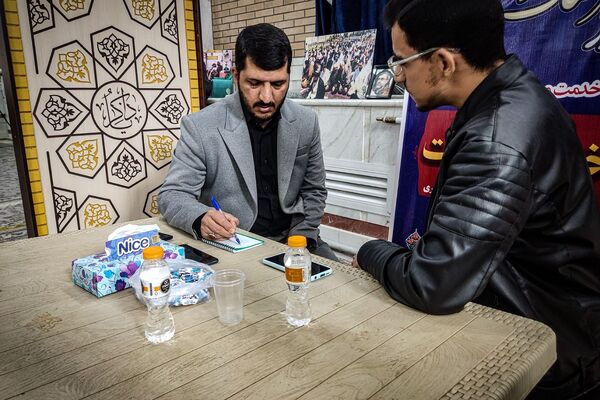 میز خدمت اداره فرهنگ شهرستان ری در مراسم نمازجمعه باقرشهر و کهریزک 