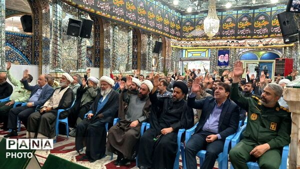 آیین تکریم خادمان مکتب شهادت به پاسداشت ارادتمندان رهبر شهید 