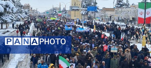 سرمای زمستان با حضور پرشور مردم تربت جام گرم شد