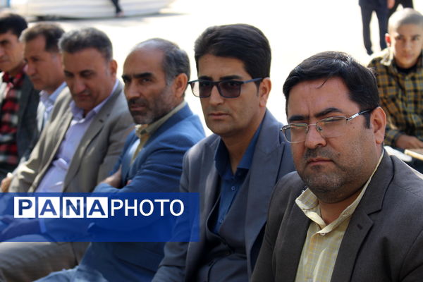 گرامیداشت هفته دفاع مقدس در مدرسه نخبگان عشایر گنجه‌ای یاسوج