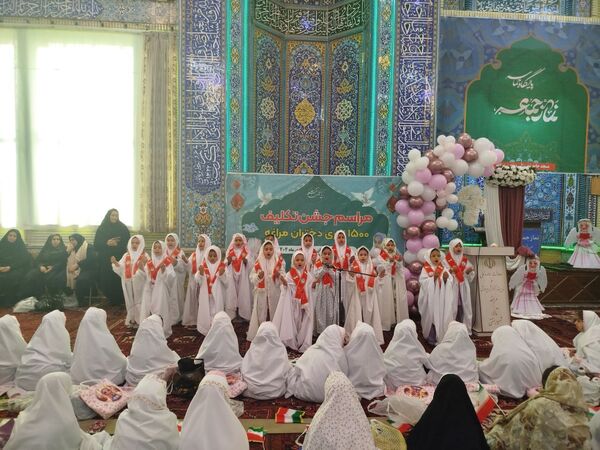 بزرگ‌ترین مراسم جشن تکلیف دانش‌آموزان پایه سوم ابتدایی شهرستان مراغه 