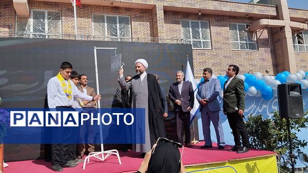  جشن جوانه‌ها در دبیرستان پسرانه متوسطه اول میرزا حسن افشار ناحیه 7 مشهد