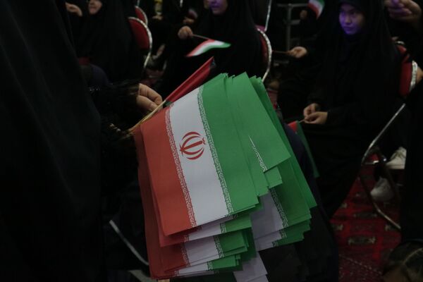 جشن بزرگ دختران مقاومت