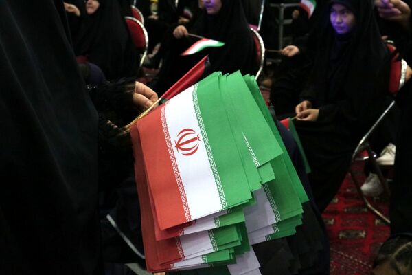 جشن بزرگ دختران مقاومت