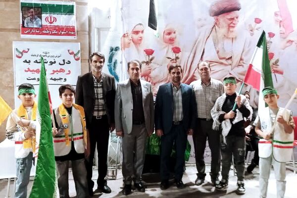 موکب آموزش و پرورش ناحیه یک کرمانشاه، نقطه عطف راهپیمایی شبانه شد