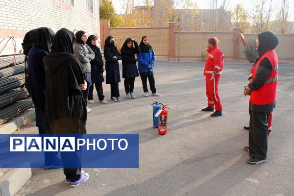 مانور سراسری زلزله و ایمنی در پردیس