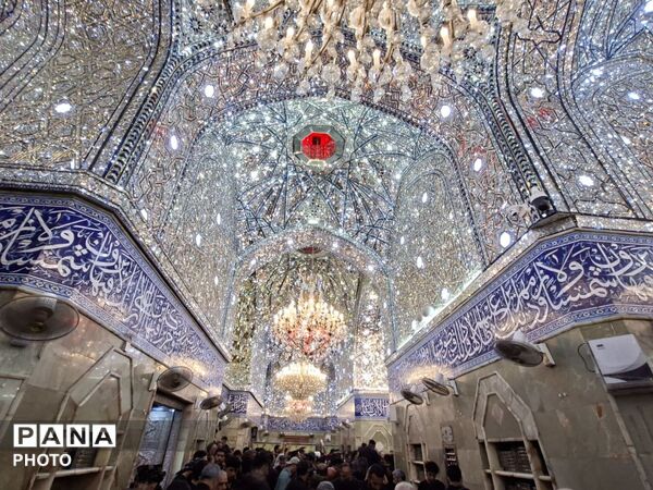 قلب ها برمدار حسین بن علی (ع) می‌تپد
