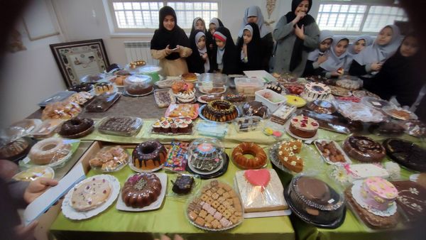 همایش پیاده‌روی مادر دختری به‌مناسبت اعیاد شعبانیه و دهه فجر 