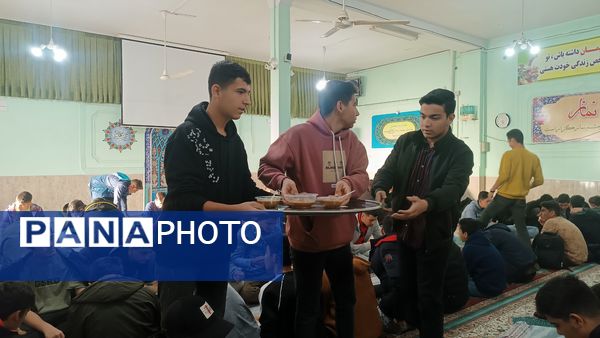 برگزاری زیارت عاشورا در دبیرستان شاهد ابوذر غفاری نیشابور در  اولین هفته  آذر ماه 