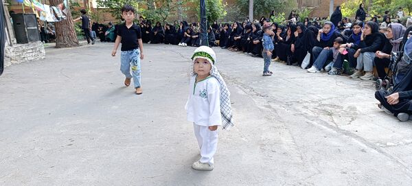 مراسم شیرخوارگان حسینی در آشخانه 