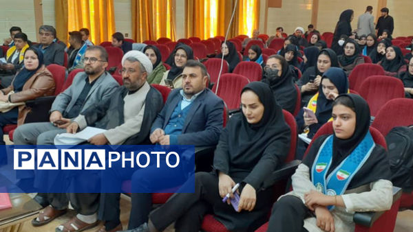 گردهمایی منتخبین شوراهای دانش‌آموزی بویراحمد در یاسوج