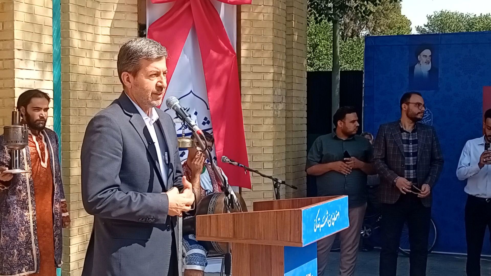 اصفهان ظرفیت تبدیل‌شدن به قاب گردشگری ایران و جهان را دارد