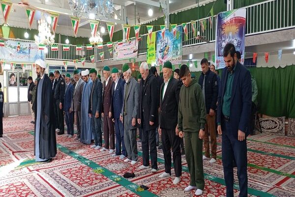 اقامه نماز عبادی،سیاسی جمعه همزمان با ایام دهه فجر در شهر بار نیشابور