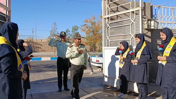 گرامیداشت هفته نیروی انتظامی در دبیرستان فرزانگان خواف 