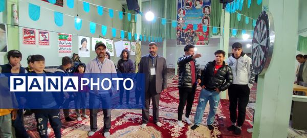 برگزاری مسابقات دارت در جشن بزرگ ۲۲بهمن در روستای اسلام آباد شیروان 