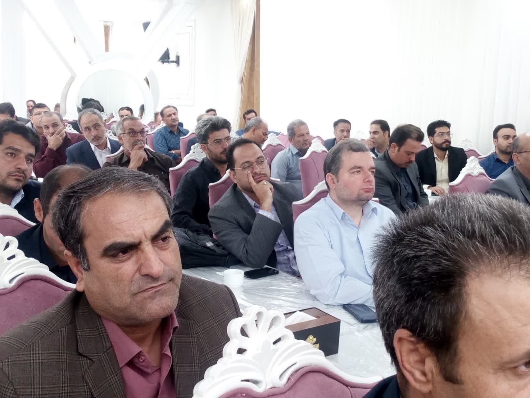 ویژه برنامه در مسیر دانایی در کاشمر