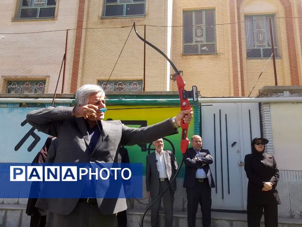 افتتاح زمین چمن هنرستان تربیت بدنی محمد شهرستانی ناحیه ۶ مشهد